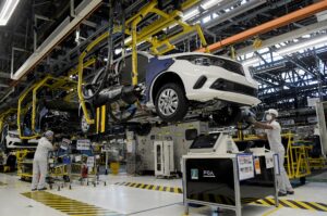 Indústria em Alerta: ‘A Selic nas Nuvens Pode Esgotar Nossa Economia!’