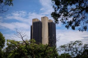 Impacto Explosivo: O Que Aumentar a Selic para 15,75% Significa para o Mercado!
