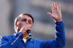 Bolsonaro Agita a Paulista com Multidão de 12,4 Mil!