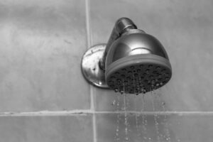 Os Efeitos Surpreendentes de Um Banho Escaldante na Sua Pele!