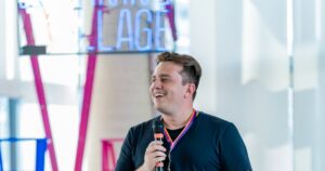CMO Summit 2025: Os Gigantes do Marketing Discutem o Futuro Imediato!