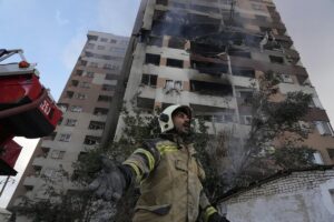 Israel desata ofensiva devastadora: líderes iranianos abatidos e bases militares em chamas!