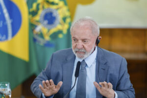 Lula choca ao comparar o legado de Bolsonaro à devastação da Faixa de Gaza: “Um país em ruínas!”
