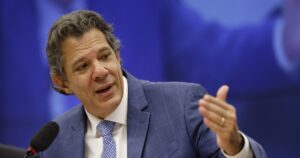 Urgente: Haddad Clama por Crescimento Mesmo com Pacote de Aumento de Impostos!