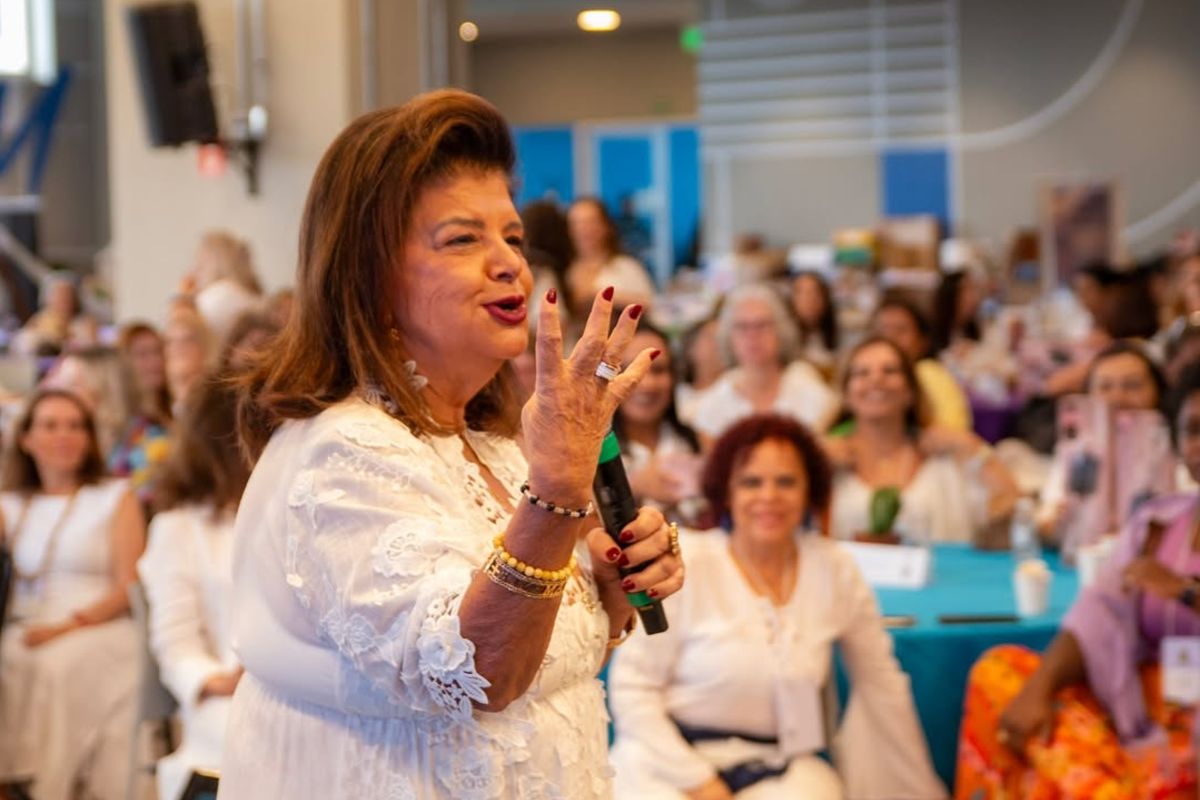 Luiza Helena Trajano em evento