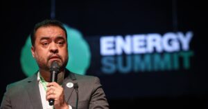 Cúpula Energética: Claudio Castro Surpreende com Anúncios Bombásticos!