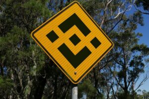 Binance Elimina 5 Criptomoedas e Provoca Quedas Desastrosas de Até 33%!