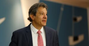 Haddad: Economia forte é a chave para vencer nas urnas!