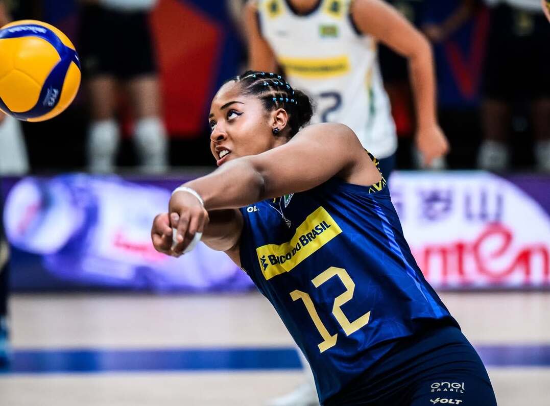 Sabado de vitoria ✅Tres jogos e tres resultados positivos para a selecao feminina na segunda etapa d