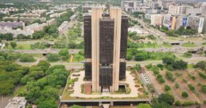 Revolução Financeira: Duplicatas de R$ 10 Trilhões à Vista dos Bancos em 2027!