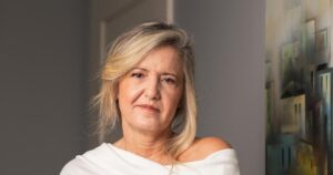 Liderança Feminina em Declínio: O Alarmante Estagnamento nas Grandes Empresas!