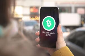 Bitcoin Cash Brilha, Mas Risco de Queda para US$ 425 Ameaça o Mercado!