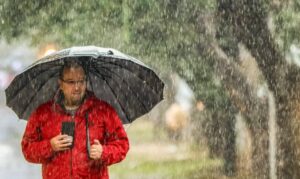 Tempestade no RS: 2 vidas perdidas e destruição em massa!