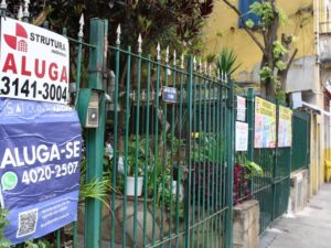 Aluguel Residencial Cai em Maio, Mas Aumenta Acima da Inflação em 2023!