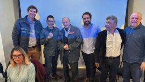 Renato Trezoitão Une Forças com Eymael: Comunidade Lança Campanha Surpreendente para a Presidência!