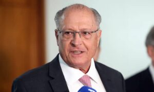 Impacto de Moraes: Negociações com os EUA em Perigo?