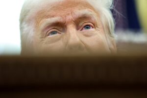 EUA Se Preparam para Emergência: Tarifa de Trump contra o Brasil Está Chegando!