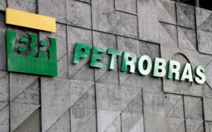 Petrobras pode desviar petróleo para a Ásia em resposta a tarifas dos EUA, revela CEO!