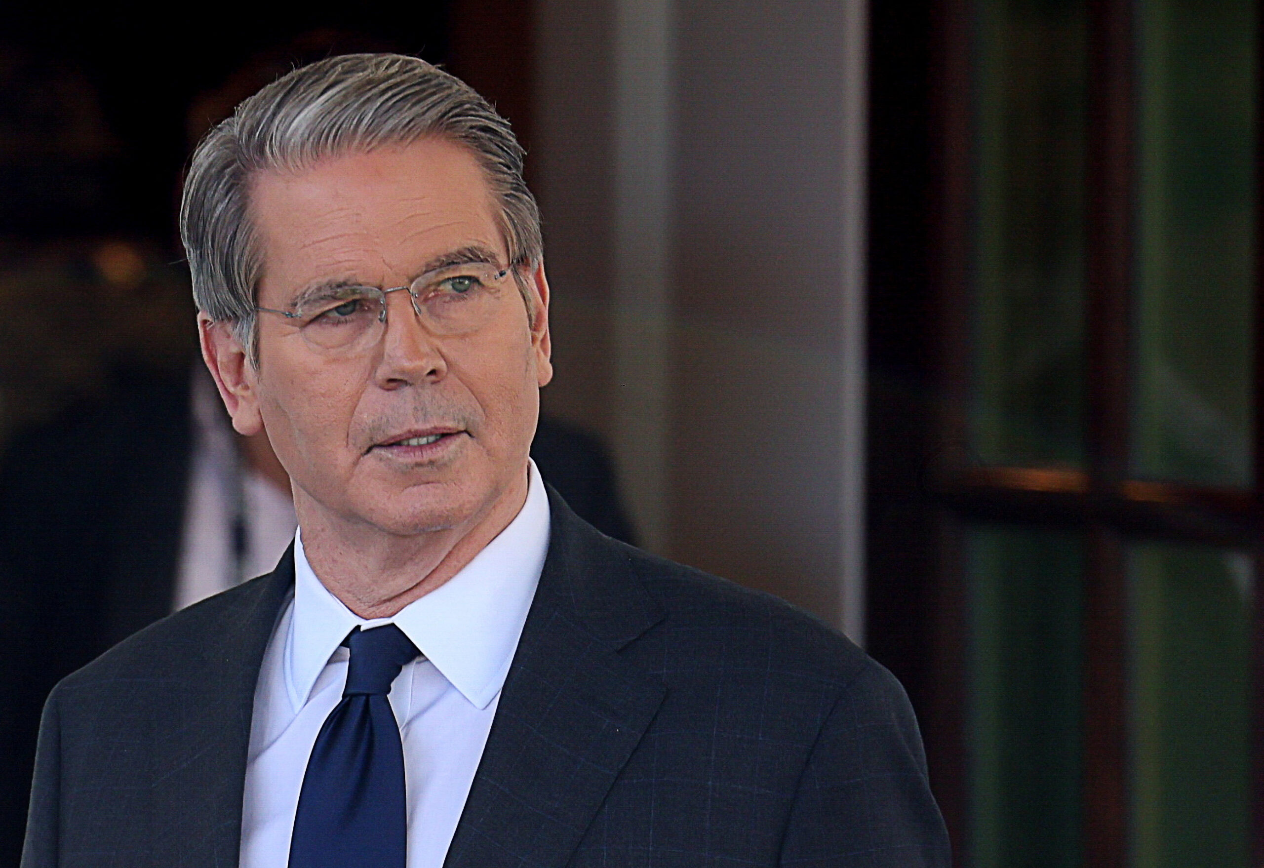 2025 04 22T181213Z 1 LYNXMPEL3L0ZQ RTROPTP 4 MACRO EUA BESSENT ARGENTINA scaled