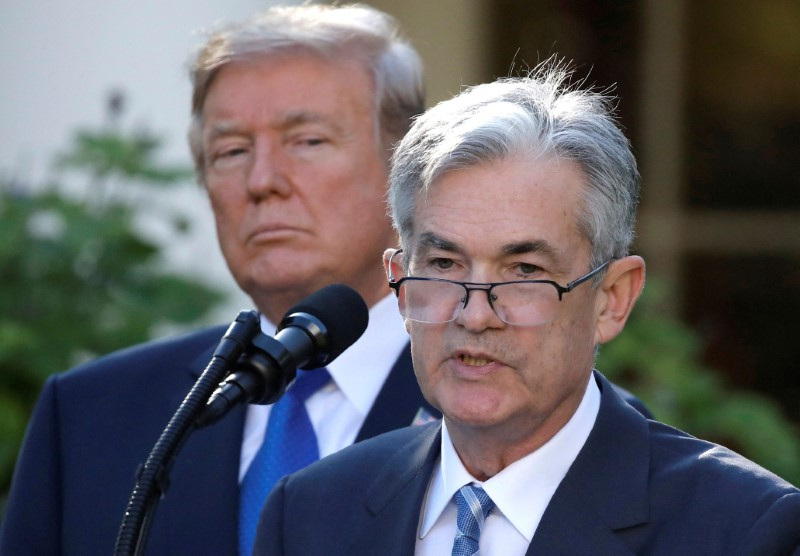Ameaça Silenciosa: Demissão do Presidente do Federal Reserve em Jogo! 1 2025 04 24T115248Z 1 LYNXMPEL3N0MT RTROPTP 3 EUA TRUMP FED POWELL