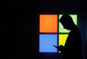Microsoft Revela Causa Chocante da Queda no Serviço de Nuvem: Cabos Cortados no Mar Vermelho!
