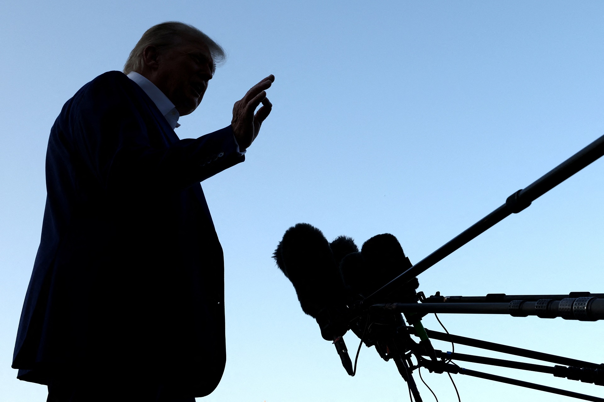 2025 06 24T105702Z 1898582031 RC2Y8FA6TIZV RTRMADP 3 NATO SUMMIT TRUMP