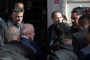 Lula faz visita impactante a Cristina Kirchner em prisão domiciliar!