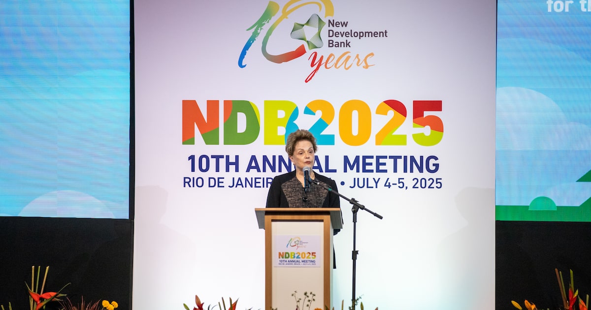 Dilma Clama: BRICS Precisam Agir para Multiplicar Moedas, Mas Desdolarização? Nenhum Sinal! 1 3BHQ6TBC2NGF3J4WXAHLVQ4X54