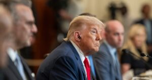 Cobra das Tarifas: O Que o Brasil Faz Diante do Impacto de Trump em 4 Tópicos Cruciais!