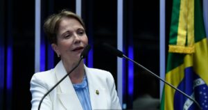 Brasil se Prepara para Negociar Tarifas: Cautela no Agro Aumenta a Pressão!