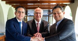 Alckmin, Motta e Alcolumbre Clamam por União Urgente Contra Tarifas de Trump!