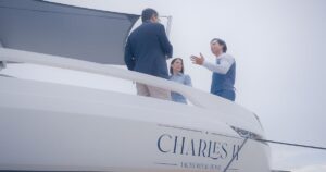 Luxo Sem Limites: As Táticas Surpreendentes das Empresas Para Encantar os Super-Ricos na Compra de Imóveis!