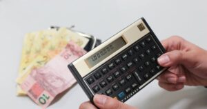 O Segredo Surpreendente da Inadimplência: A Explosão dos Brasileiros Endividados!