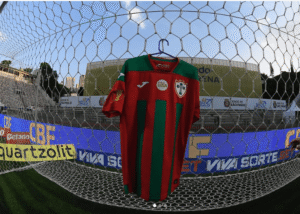 Ingressos Grátis para a Grande Batalha da Série D no Canindé: Não Perca!
