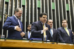Crise Política Explosiva: Alcolumbre Forceja Sabatinas dos Nomados do Governo!