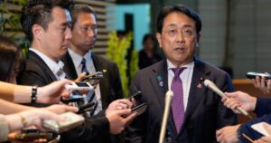 EUA e Japão: A Batalha Comercial que Mudou Tudo!