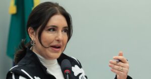 Tarifas Explosivas de Trump: Etanol e Terras Raras na Mira, Avisa Tebet!