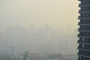 Neblina Sombria: O Que Realmente Oculta a Cidade?