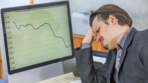 Empresa Apostando R$ 1,1 Bilhão em Bitcoin Após Colapso de 97% na Nasdaq!
