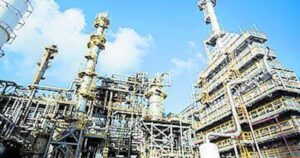 Braskem Torna-se Gigante: US$ 800 Milhões para Novo Polo Petroquímico no Rio!