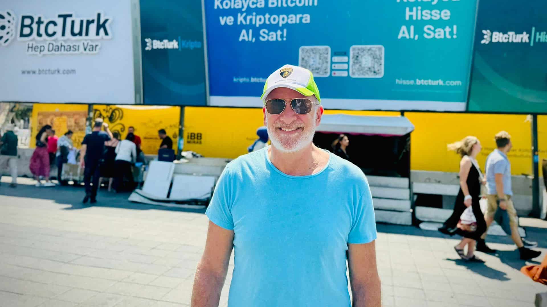 Crítico Revela: A Explosão da Prata Supera a do Bitcoin! 1 Milionario Peter Schiff
