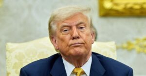 Guerra Tarifária de Trump: O Destino nas Mãos da Justiça Americana!