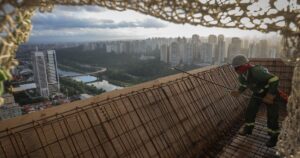 Explosão Imobiliária: São Paulo Lança 328 Novos Apartamentos Diariamente!