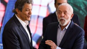 Trump Abre as Portas das Criptomoedas e Pode Taxar o Pix? Alerta de Haddad!