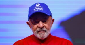 Brasil em Alerta: Sem Poder de Barganha Frente ao Tarifaço de Trump!