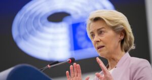 UE Estende Suspensão de Tarifas Contra os EUA em Tentativa Urgente de Negociar com Trump!