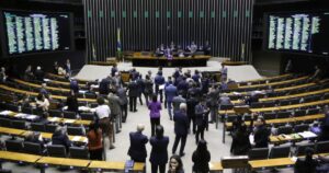 Reestruturação Fiscal: A Chave para o Brasil Enfrentar Ameaças do Segundo Maior Parceiro Comercial!