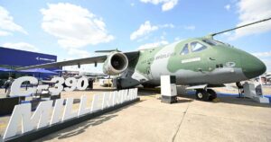 Segredo Por Trás do Surpreendente Êxito da Embraer!
