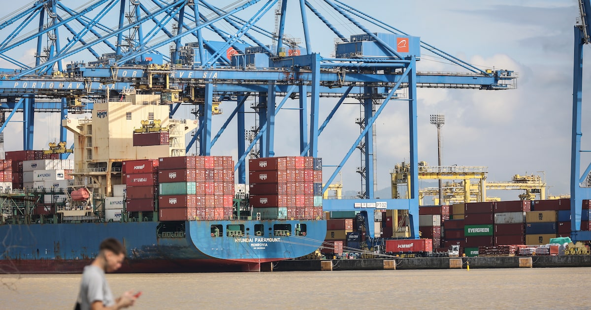 WX4FBFYQXBBPVOU4D5DTUXQTRM