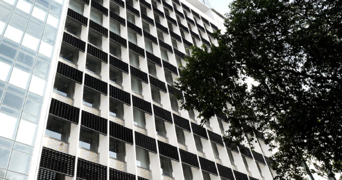 ZR3AZLRBZVE37FMCUHKUAE6EBU